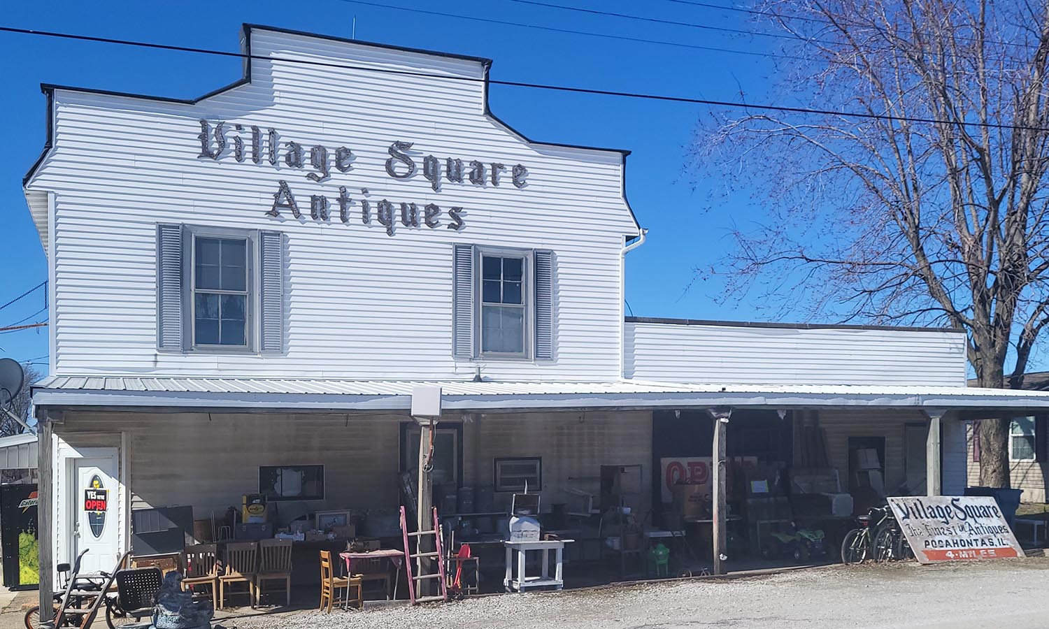 Village Square Antiques in Pocahontas IL